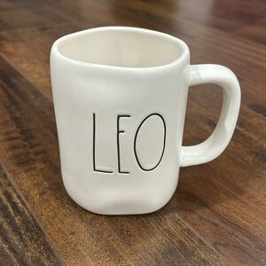 Rae Dunn Leo Lion White Mug